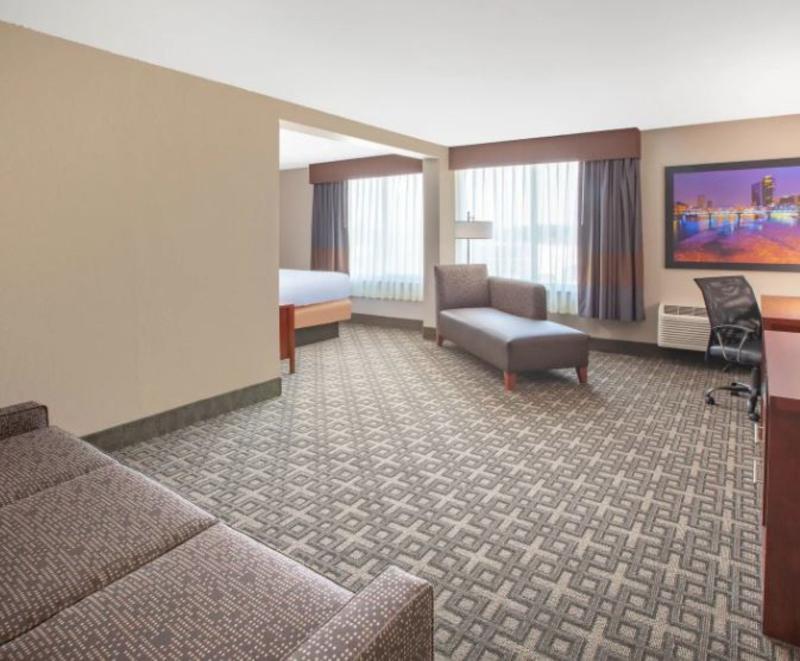 Hotel Baymont By Wyndham Grand Rapids Near Downtown à Wyoming Extérieur photo